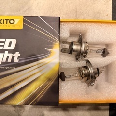 バルブ　　ハロゲンとLEDの画像