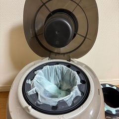 Combi 紙おむつ処理ポット　ポイテックの画像