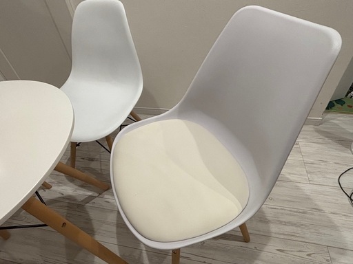 美品！　イームズチェア&テーブル 4点セット