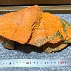 爬虫類飼育グッズ　パネルヒーター、ウェットシェルターなどの画像