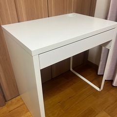 IKEA   ミッケ　白い学習机の画像