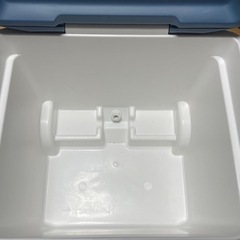 IGLOO 大型クーラーボックス MAXCOLD52QT タイヤ付きハードクーラーの画像