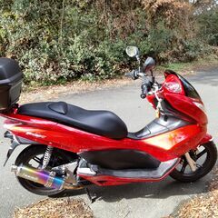 HONDA 　PCX125　ホンダ　JF28　26550キロ　リアキャリア　リアボックス付きの画像