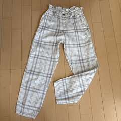 130-135 キッズ　洋服の画像