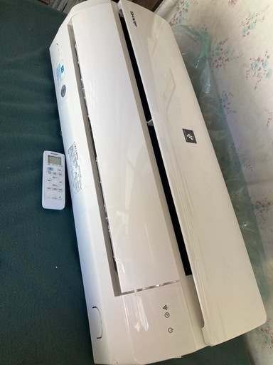 ④シャープエアコン　　標準取付け工事込み！4kw大型