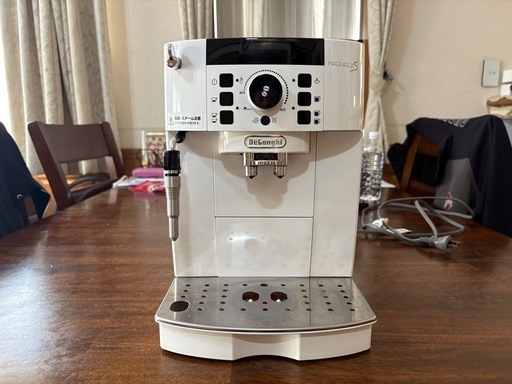 デロンギ マグニフィカS  DeLonghi Magnifica S  エスプレッソマシン