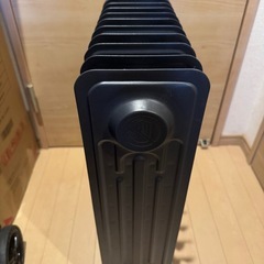 美品】アイリスオーヤマ オイルヒーター KIWHD-1210M-B 1200W (ハム