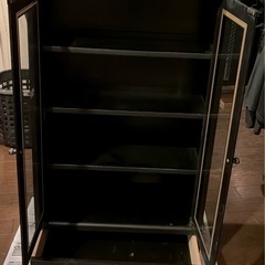 アンティーク棚の画像