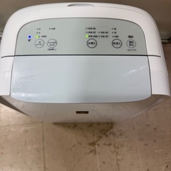 【2025年製】美品 シャープ CV-S71-W 衣類乾燥除湿機 ★簡易クリーニング済みの画像
