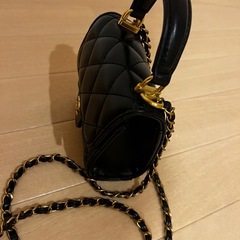 CHANELキルティングチェーンショルダーの画像