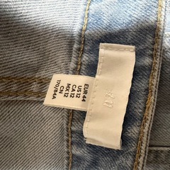 H&Mのデニムショートパンツの画像