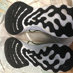 nike react  NIKE us6の画像