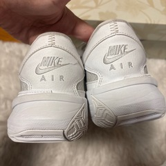 NIKE バッシュの画像