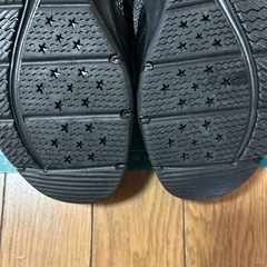 HEAL ME  ウォーキングシューズ24cmの画像