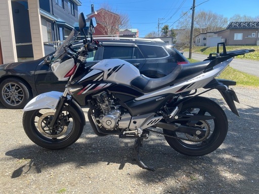 GSR250 超低走行 最終モデル (B.Pe) 釧路のスズキの中古あげます・譲り GSR250 超低走行 最終モデル (B.Pe) 釧路のスズキの中古あげます・譲り