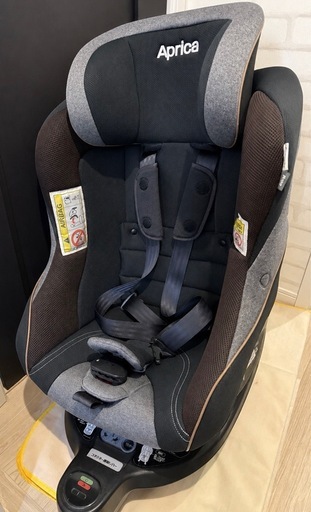 0歳からのチャイルドシートR129　アップリカ