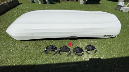 innoルーフボックス　イノーウェッジ660 ホワイト BRS660WH