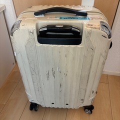 スーツケース　Mサイズ
の画像