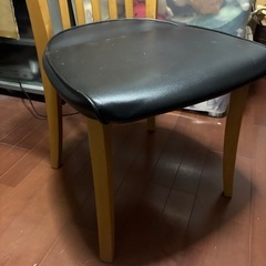 木製椅子✖︎２脚の画像