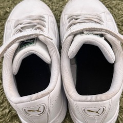 PUMA キッズスニーカー  18cm ホワイトの画像