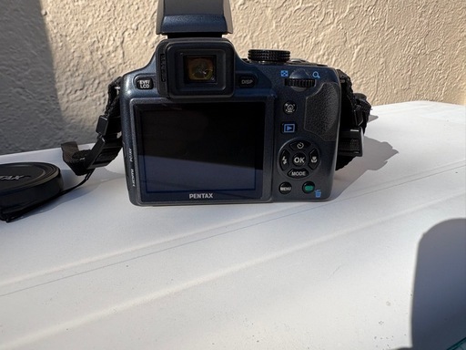 PENTAX  x90 コンパクトデジタルカメラ　(動作確認済み)