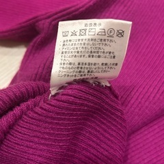 ピンクセーターの画像