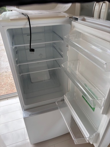 ヤマダセレクト冷蔵庫　156L   2023年製！
