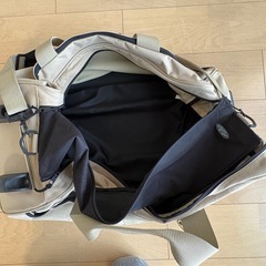 キャスター付きバックの画像