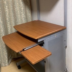パソコンプリンターラック の画像