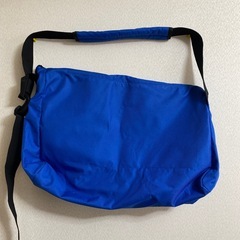 ローイング肩掛けバックの画像