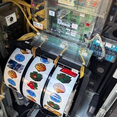 良品 パチスロ実機 大都技研 5号機 押忍！サラリーマン番長 コイン不要機付き スロット台の画像