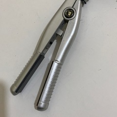 ヘアアイロン ストレートアイロン シルバーの画像
