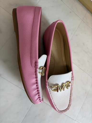 マイケルコース（MISHAEL KORS） 靴　ローファー【新品】