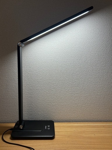 昇降式デスク+モニター+椅子 Bauhutte、座椅子でも使える電動昇降ゲーミングデスク。最低高は40cm 