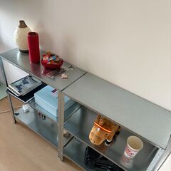 IKEAのスチール製シェルフユニット（HYLLIS）x2の画像