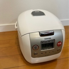 【ジャンク品】東芝 炊飯器 RC-10MFD(W) [ホワイト]の画像