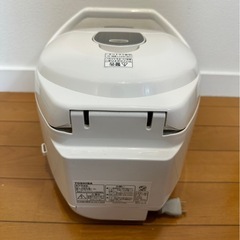 【ジャンク品】東芝 炊飯器 RC-10MFD(W) [ホワイト]の画像