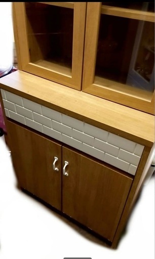 CARO 食器棚 (鬼舞辻󠄀無惨) 市役所前の収納家具《食器棚、キッチン