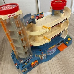 スーパートミカビルの画像