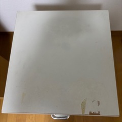 鍵付きキャビネットの画像