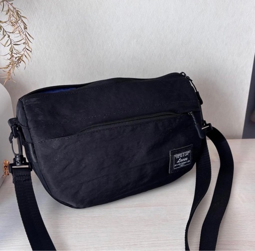 美品 Nikon D5600 デジタルー眼レフカメラ （レンズ2本付）