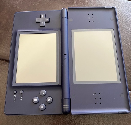 Nintendo DS lite +ドラクエなどソフト6本