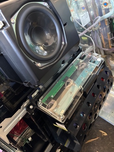 良品 パチスロ実機 SANYO サンヨー 5号機 パチスロ 聖闘士星矢 海皇覚醒 コイン不要機付き スロット台