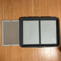 ペティオ (Petio) 片手でらくらく ドッグトレー グレー 犬用 ワイドとドッグトレー専用 シーツ破れ防止カバーセットの画像