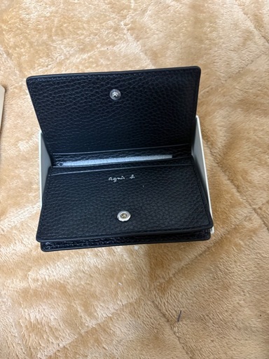 agnès b. 黒レザー名刺入れ
