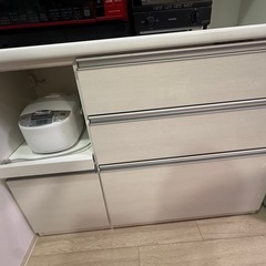 ニトリ食器棚美品の画像