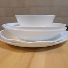 ホワイト食器5枚③の画像