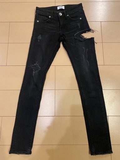 GYDA SIDE RIPPED スキニーデニムパンツ ブラック