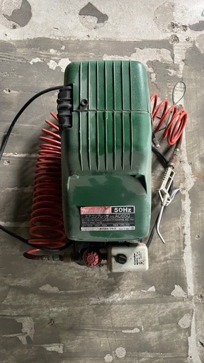 エアーコンプレッサー　makita  ac650