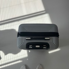 スーツケースの画像